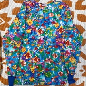 New Women’s Front Snap Scrub Jacket